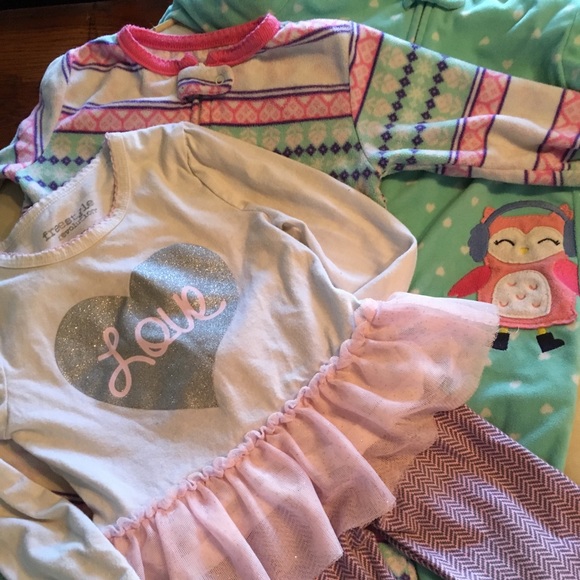 Three pair of pajama bundle - Picture 2 of 2